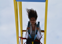 Fejtetőn a hintában!