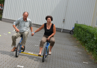 trükkös páros bringa